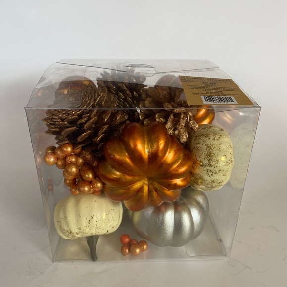 Thanksgiving Robert Stanley Signature Collection Metallics Fall Pumpkin Set - Picture 2 of 6